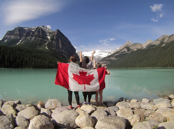 8-Day Vancouver & Canadian Rockies Summer Tour Package