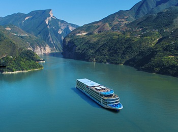 13-Day Voyage of Legendary Yangtze River and Three Gorges (Century Cruises)	